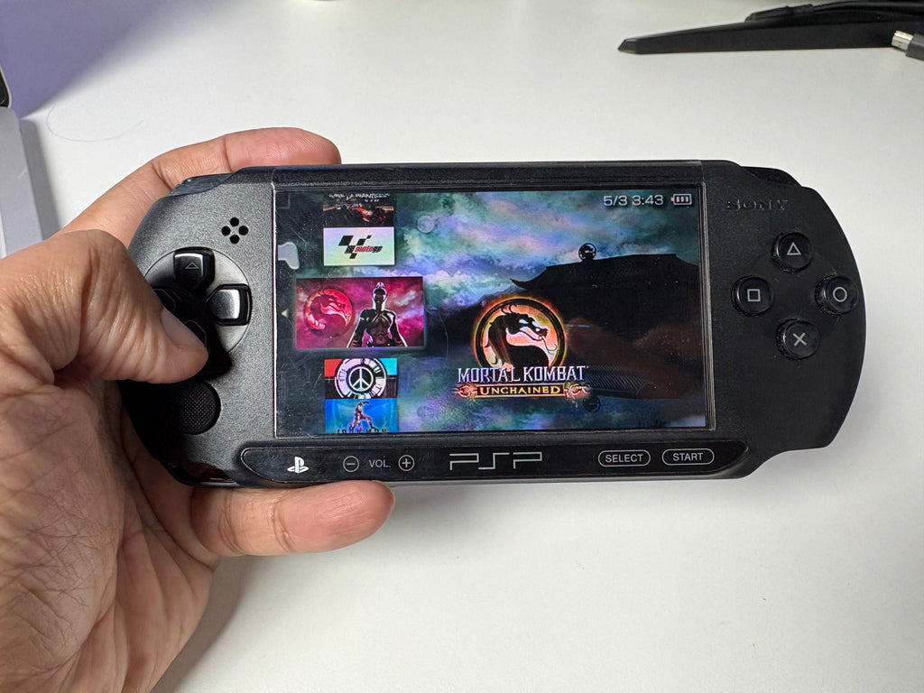 (Pre-owned) PlayStation Portable (PSP) with Pre-install games
